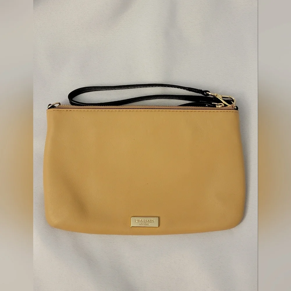 Kate Spade Cow Leather Tan and Black Wristlet
